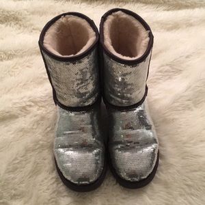 Women's UGG silver sequin boots- Size 8